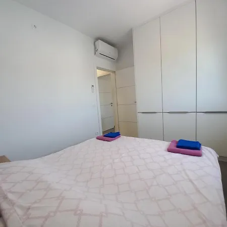 Apartment Martina Vir